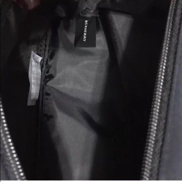 🆕HP🎉 BURBERRY BEAUTY POUCH 🎉💅🏼💋💄 - Picture 4 of 5